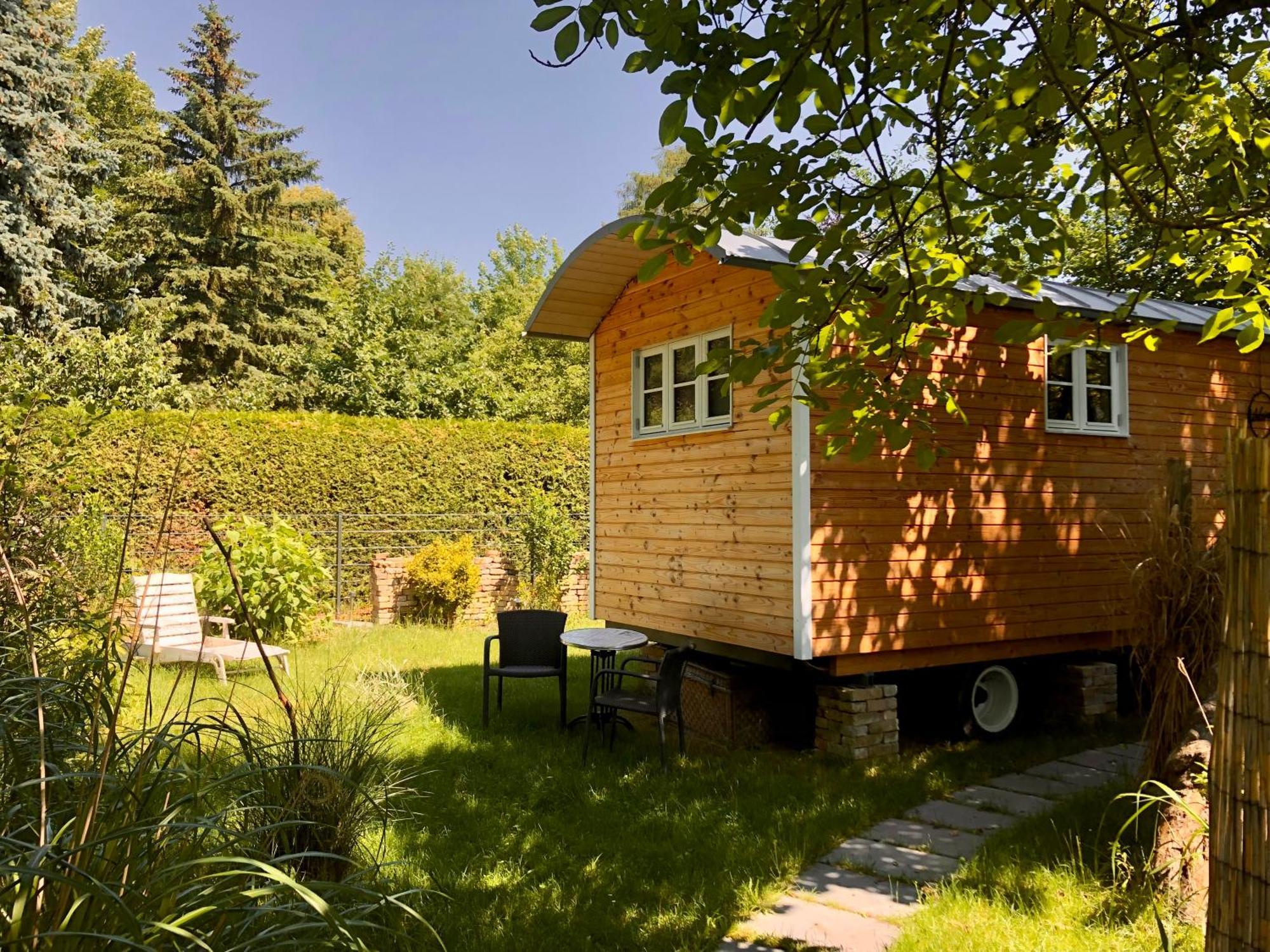 Zirkuswagen Mit Outdoor Whirlpool Und Garten Petershagen-Eggersdorf Eksteriør billede